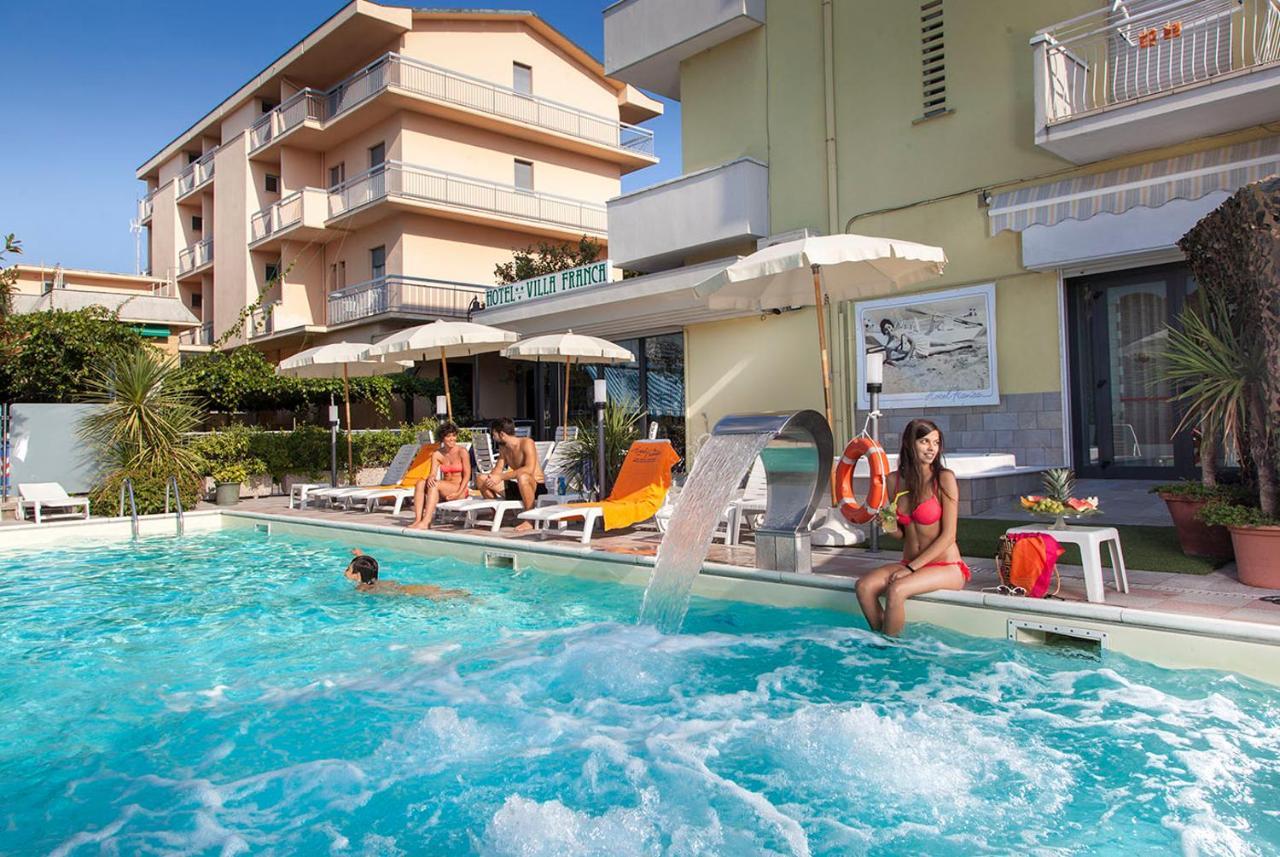 Hotel Franca Bellaria-Igea Marina Exteriör bild