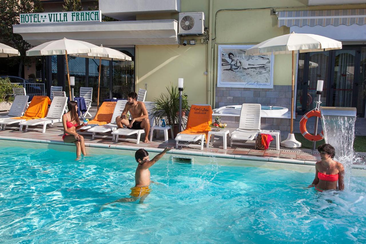 Hotel Franca Bellaria-Igea Marina Exteriör bild